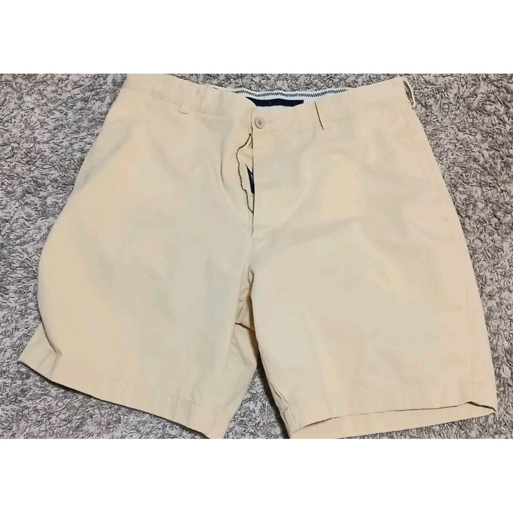 Men's Roundtree & Yorke Chino Shorts Sz 36 Color Yellow Preppy College Yacht...